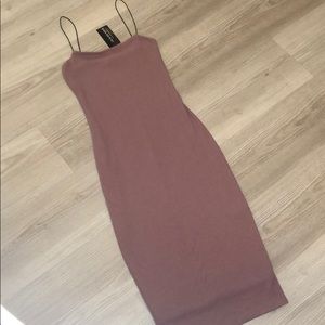 FASHION NOVA - Mauve Midi Dress